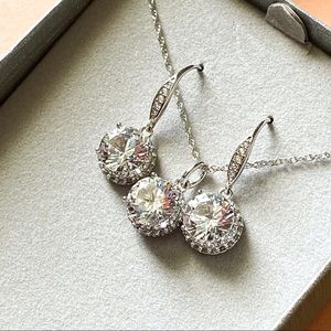 Brand New Zales Necklace and Earring Set